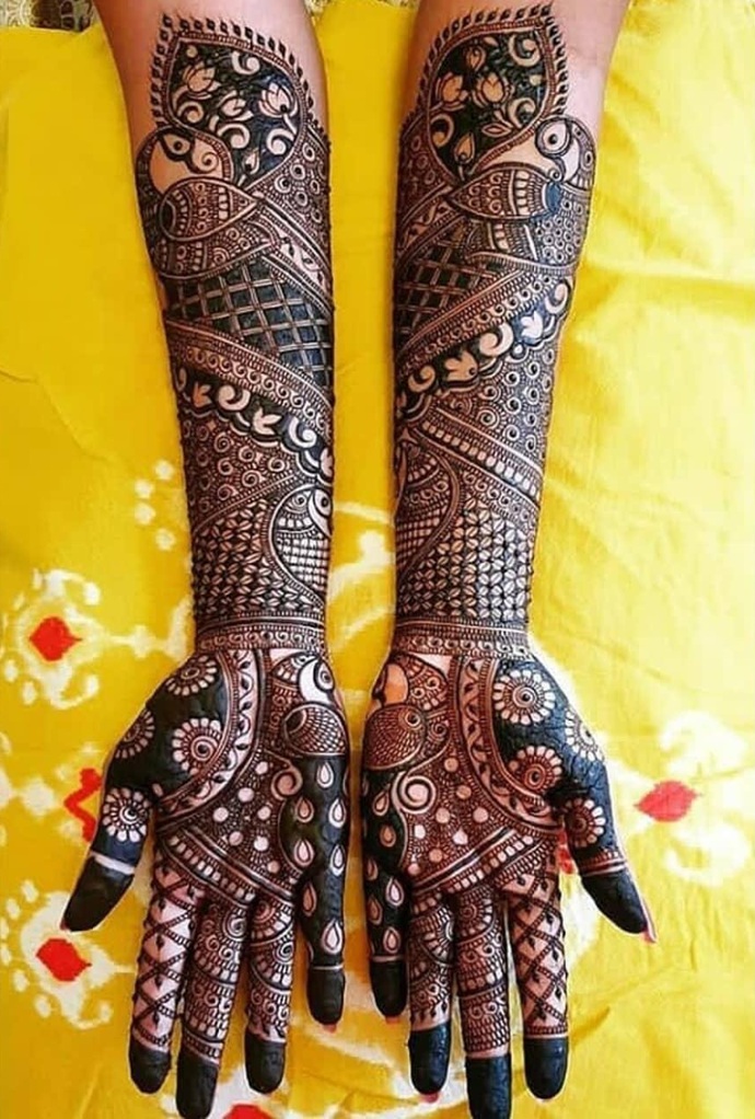 Top 10+ Bridal Front Hand Mehndi Design 8 bridal front hand mehndi design bridal front hand mehndi design bridal front hand mehndi design