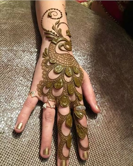Top 10+ Mor Mehndi Design Ideas to Try This Year 4 mor mehndi design mor mehndi design mor mehndi design