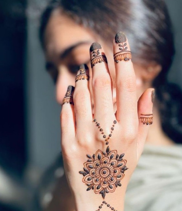 new style mehndi design