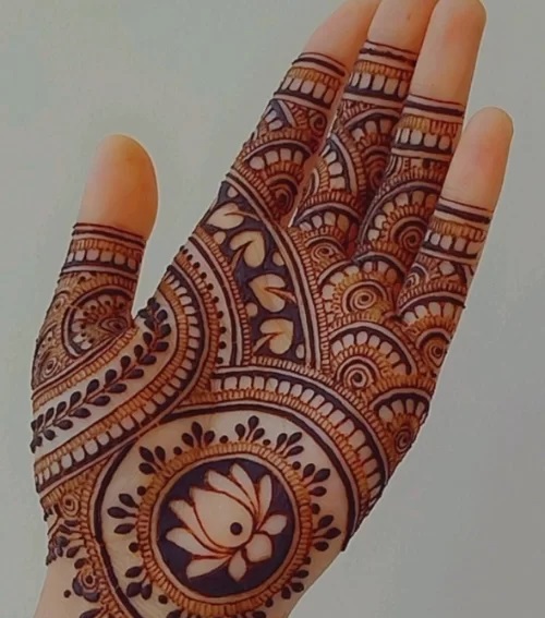 Top 10 Mehndi Design Aesthetic Front Hand Styles for Every Occasion 7 mehndi design aesthetic front hand mehndi design aesthetic front hand mehndi design aesthetic front hand