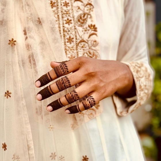 Top 10+ Easy Mehndi Design Photo Simple and Beautiful 5 easy mehndi design photo simple and beautiful easy mehndi design photo simple and beautiful easy mehndi design photo simple and beautiful