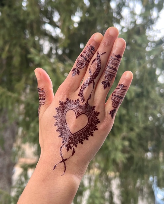 Top 10+ Easy Mehndi Design Photo Simple and Beautiful 6 easy mehndi design photo simple and beautiful easy mehndi design photo simple and beautiful easy mehndi design photo simple and beautiful