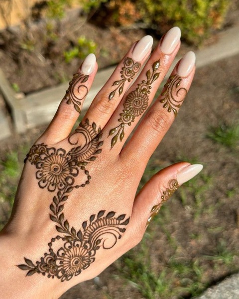 New Mehndi Design 2025 Simple and Beautiful – Top 10 Trending Styles to Try Now 1 New Mehndi Design 2025 Simple and Beautiful New Mehndi Design 2025 Simple and Beautiful new mehndi design 2024 simple and beautiful