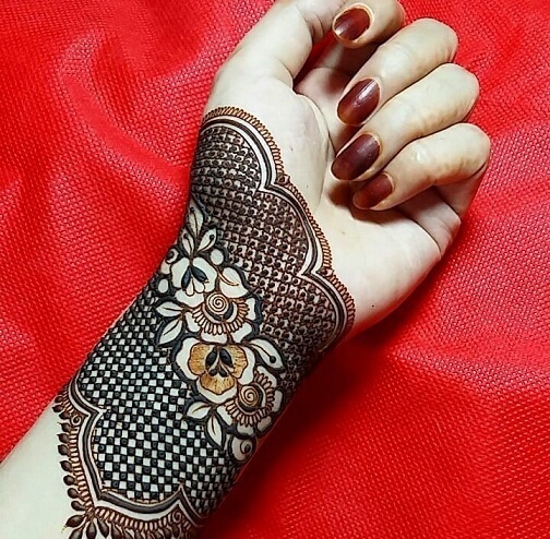 Top 10 Checks Mehndi Design: Timeless Elegance with a Modern Touch 5 checks mehndi design checks mehndi design checks mehndi design