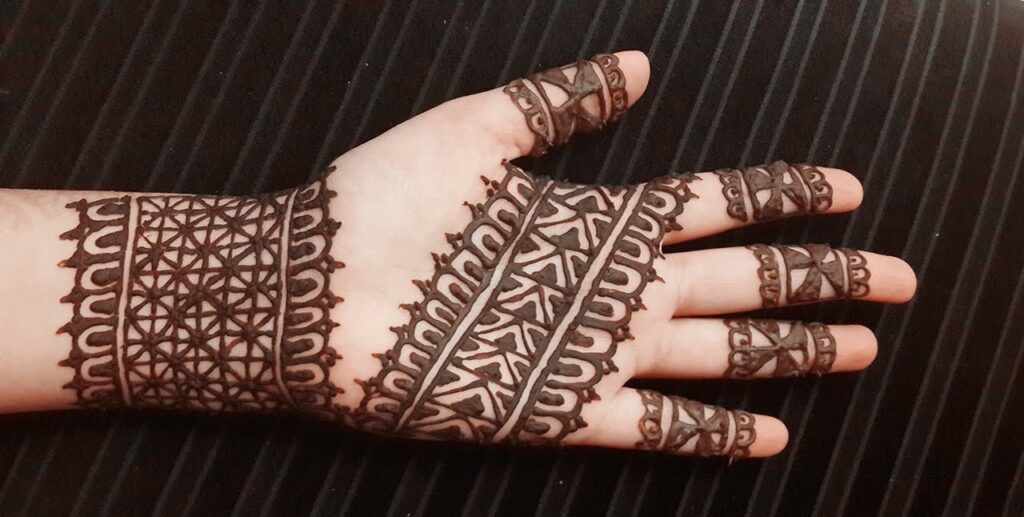 Top 10 Left Hand Back Side Mehndi Designs 6 left hand back side mehndi design left hand back side mehndi design left hand back side mehndi design