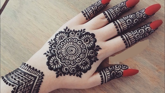 Top 10 Round Shape Mehndi Designs: Timeless Elegance in Every Circle 6 round shape mehndi design round shape mehndi design round shape mehndi design