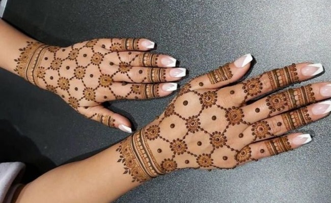 Top 10 Easy Mehndi Design in Hatheli 2 easy mehndi design in hatheli easy mehndi design in hatheli easy mehndi design in hatheli