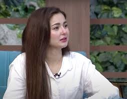 hania amir age